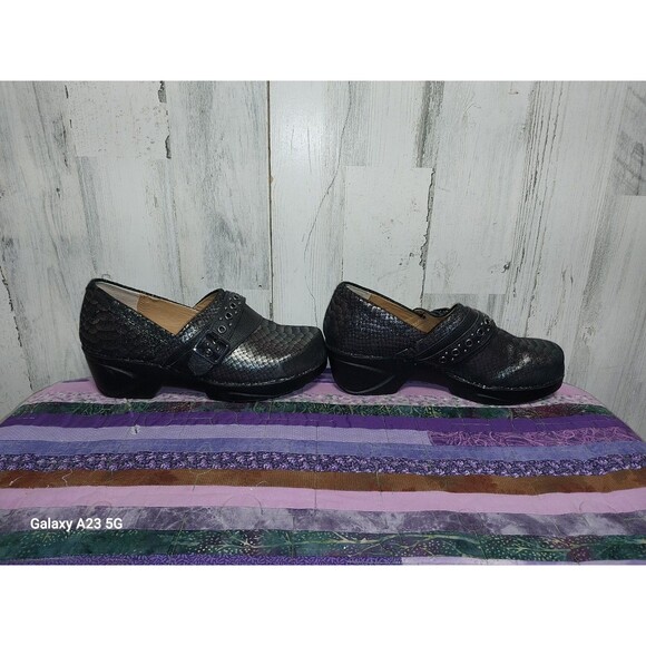 NURSE MATES CHELSEA BLACK LEATHER MERMAID BUCKLE CLOG SHOES SLIP PROOF SZ 11 - Picture 5 of 10